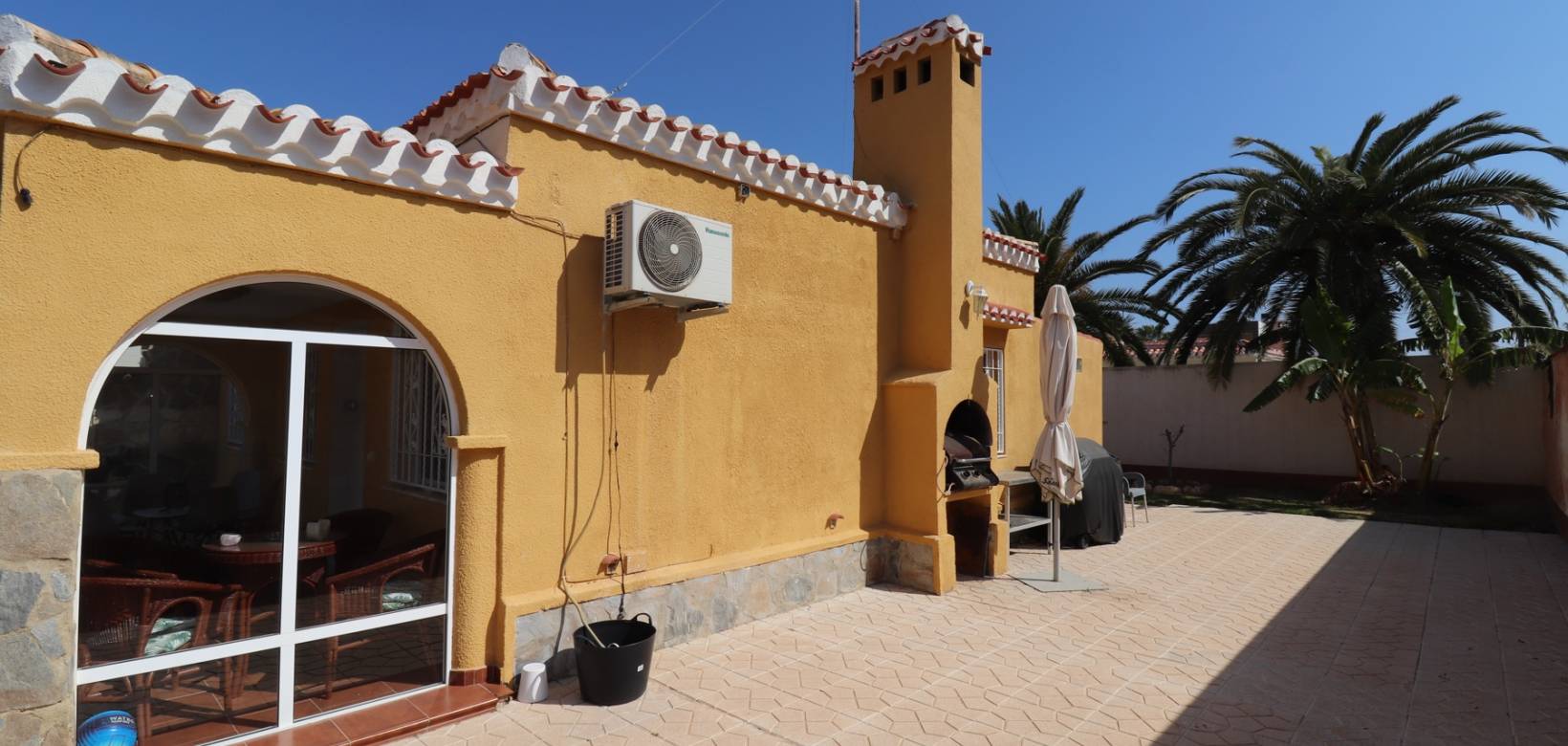 Resale - Villa - Torrevieja - Chaparral