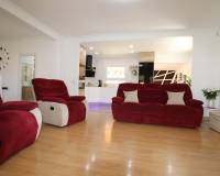 Resale - Villa - Torrevieja - Chaparral