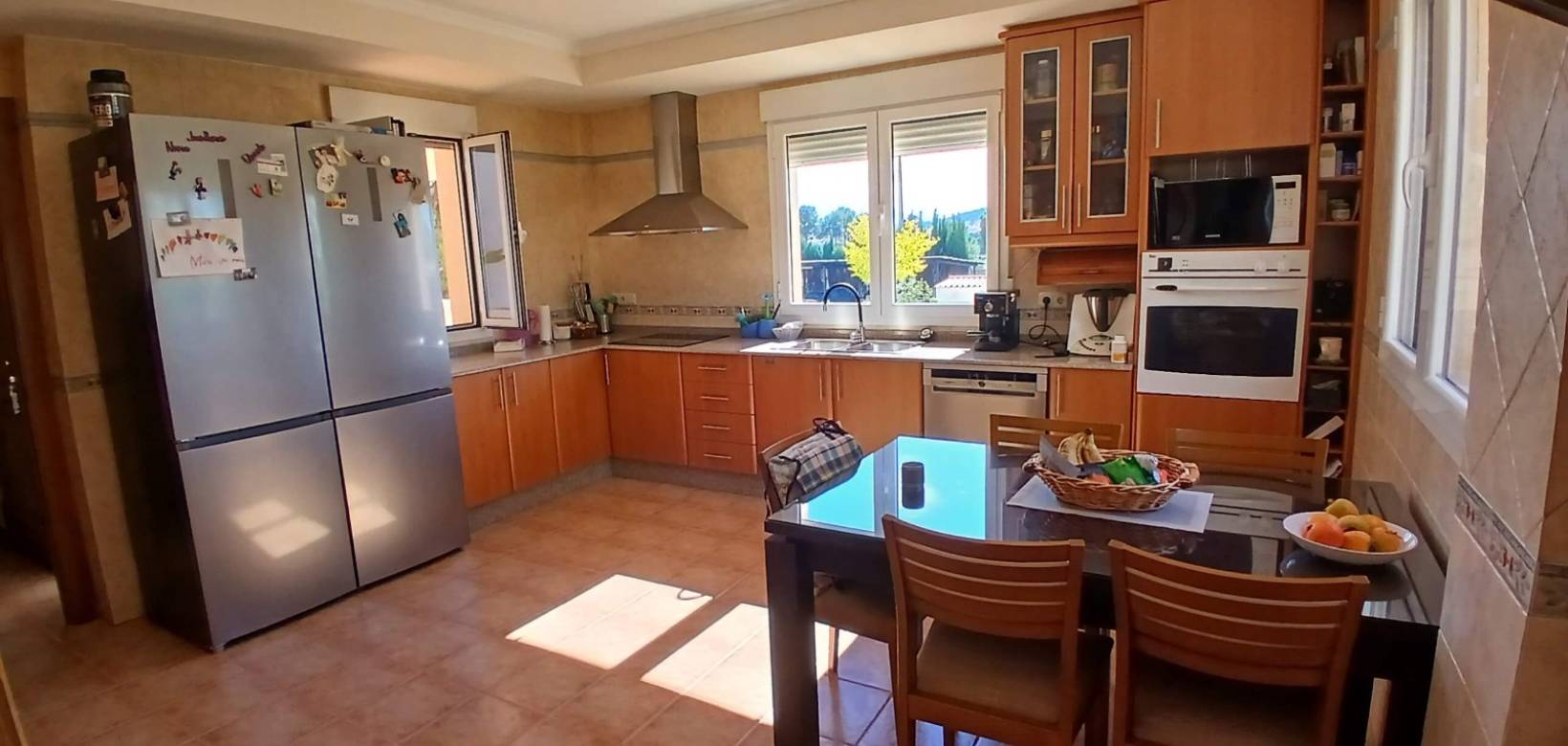 Resale - Villa - Yecla