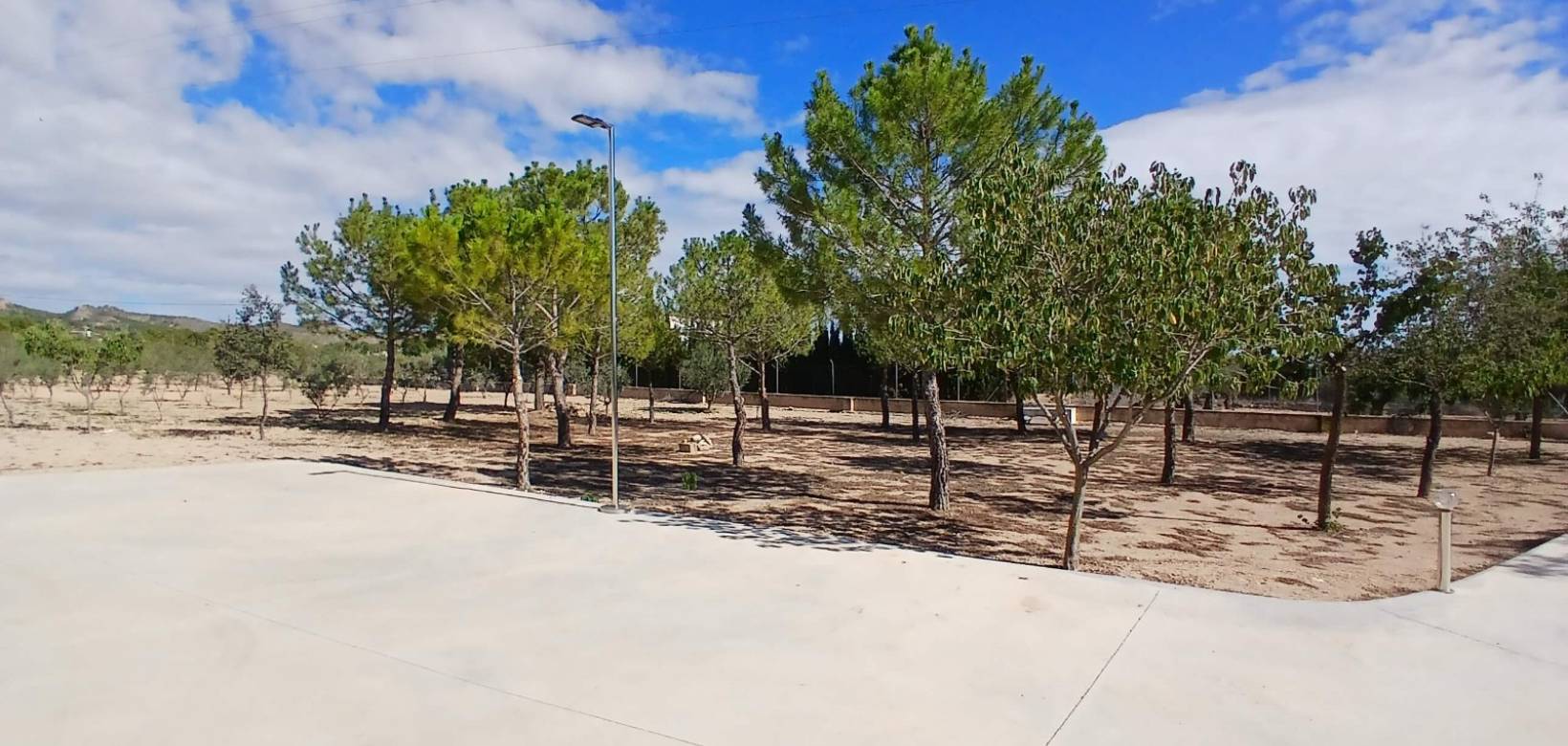 Resale - Villa - Yecla