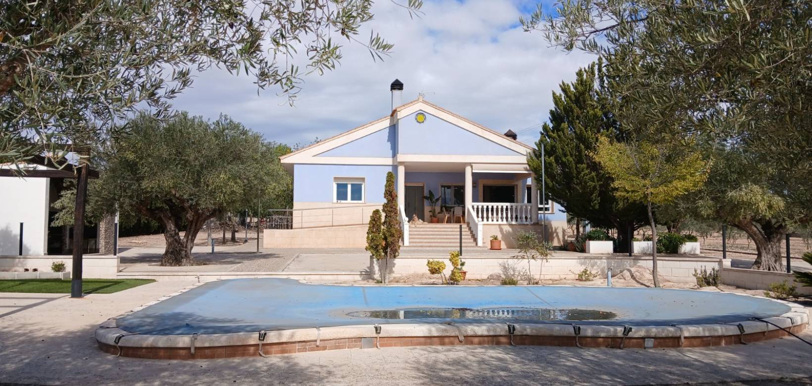 Resale - Villa - Yecla