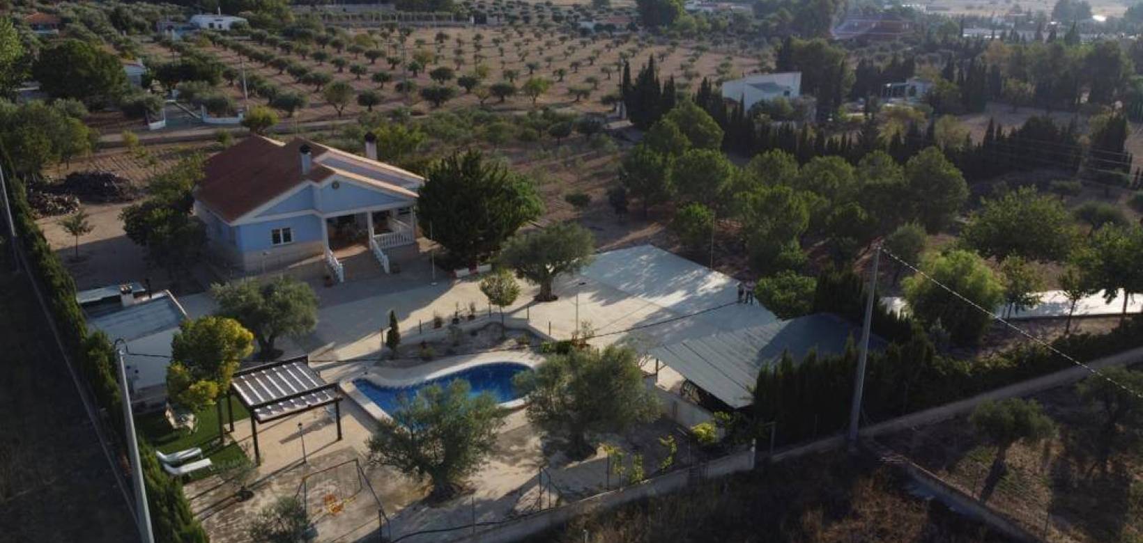 Resale - Villa - Yecla