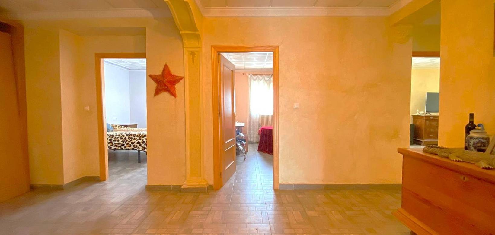 Resale - Village house - Pinoso