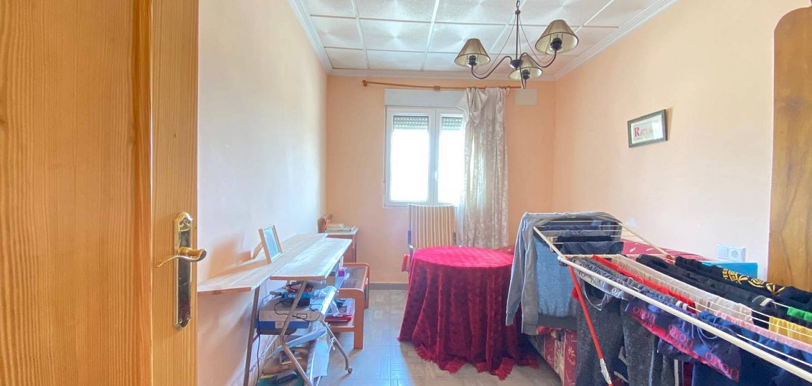 Resale - Village house - Pinoso