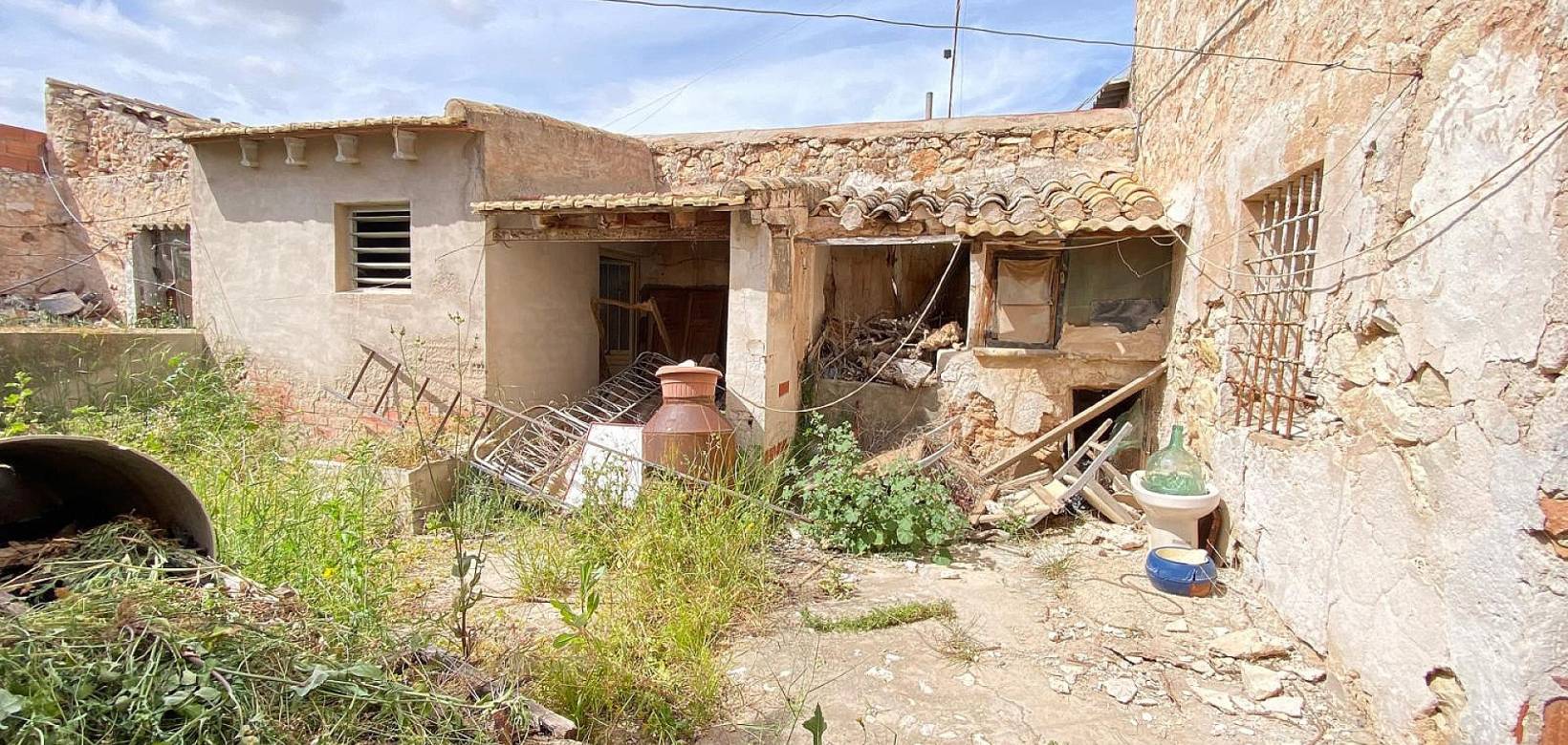 Resale - Village house - Pinoso