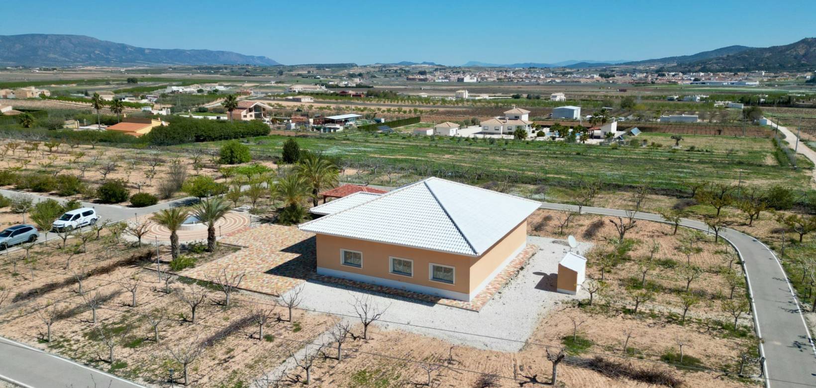 Revente - 5. Finca / Country Property - Pinoso  - Pinoso