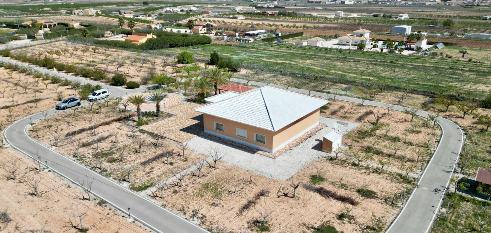 Revente - 5. Finca / Country Property - Pinoso  - Pinoso