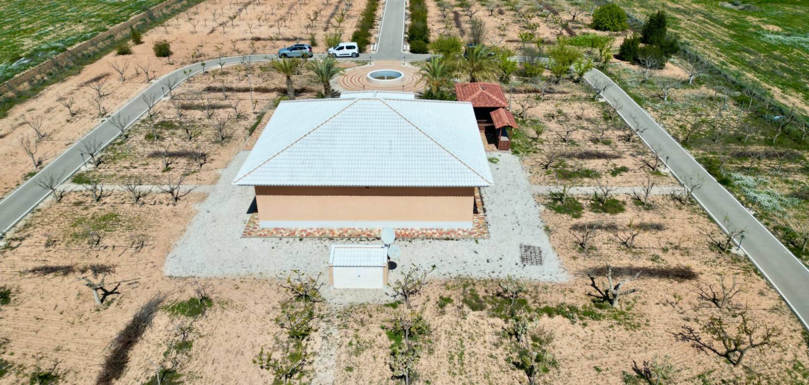 Revente - 5. Finca / Country Property - Pinoso  - Pinoso