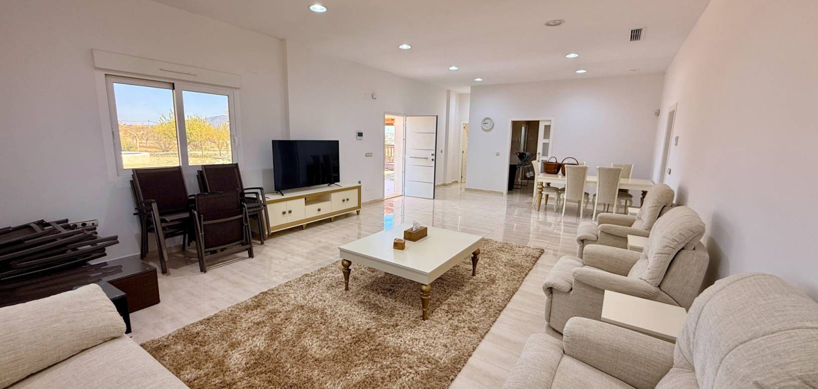 Revente - 5. Finca / Country Property - Pinoso  - Pinoso