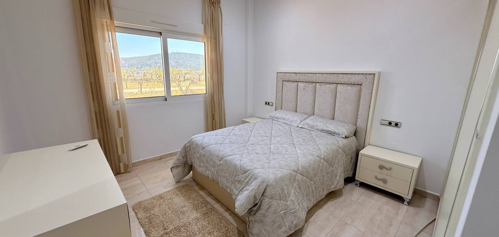 Revente - 5. Finca / Country Property - Pinoso  - Pinoso