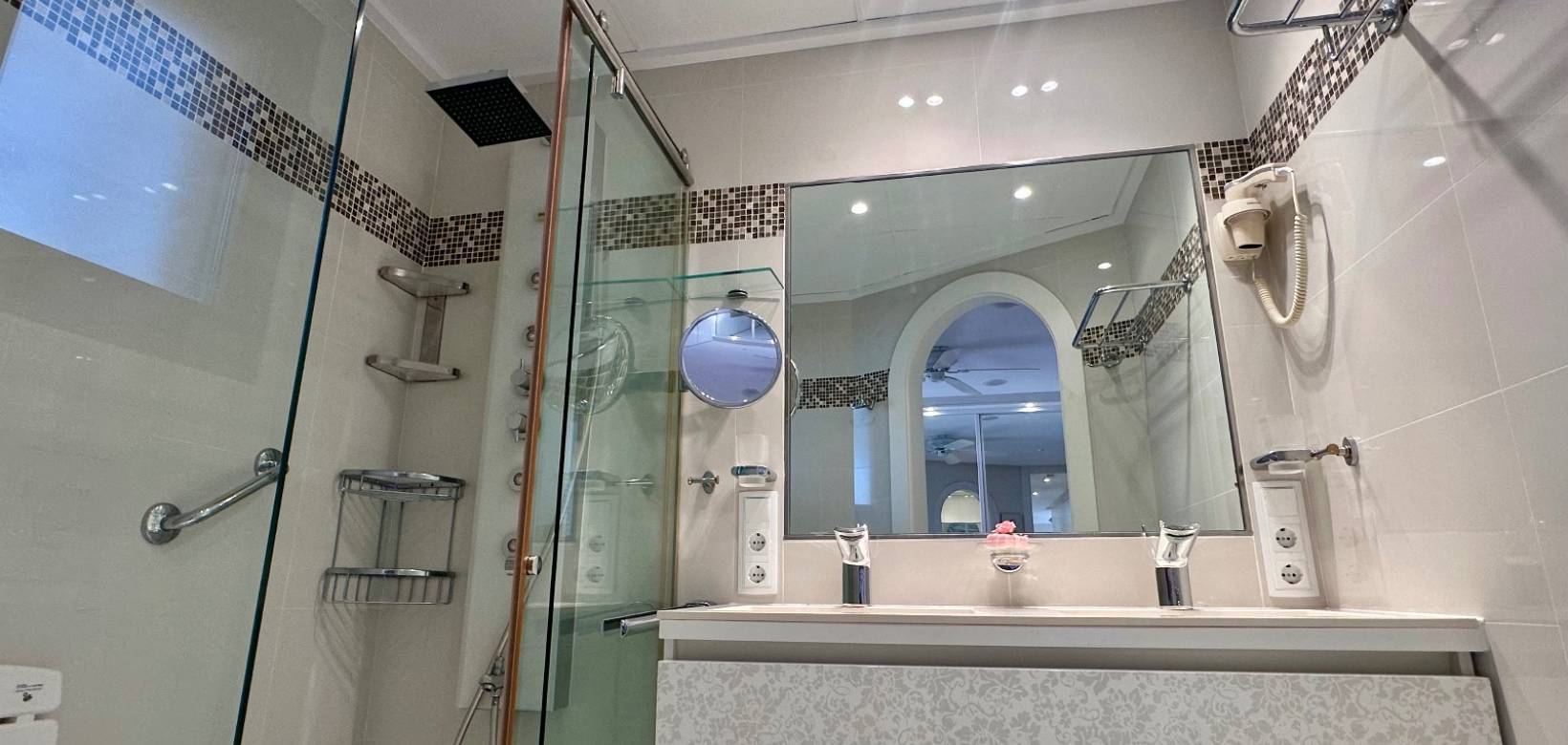 Revente - Appartement - Guardamar del Segura - Marjal Beach