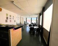 Revente - Business - Castalla