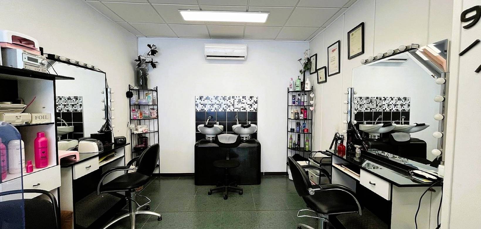 Revente - Business - Castalla