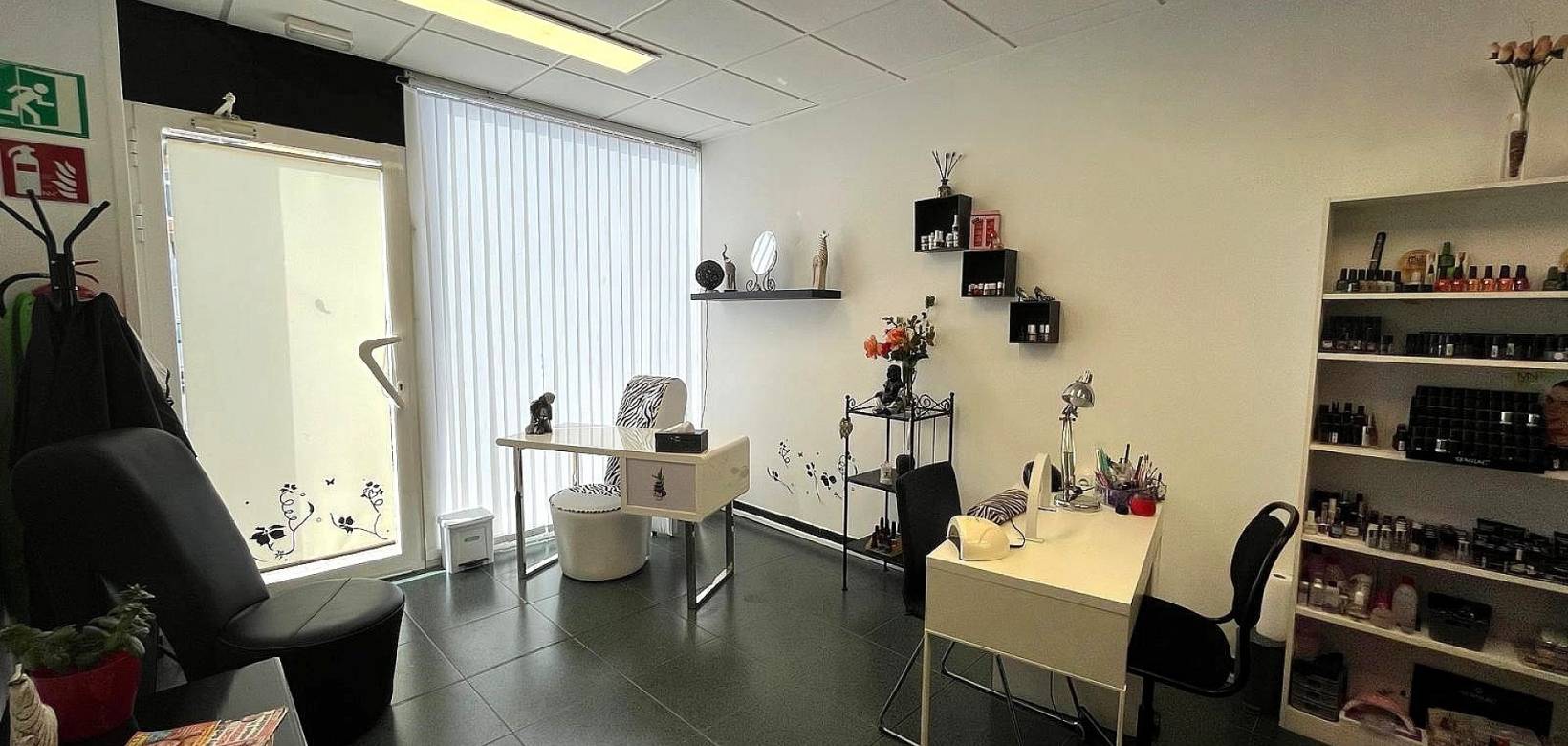 Revente - Business - Castalla