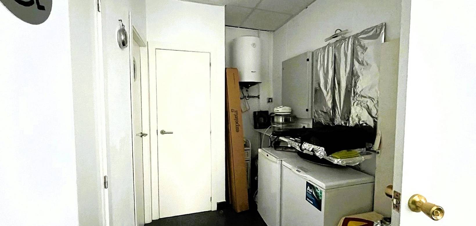 Revente - Business - Castalla