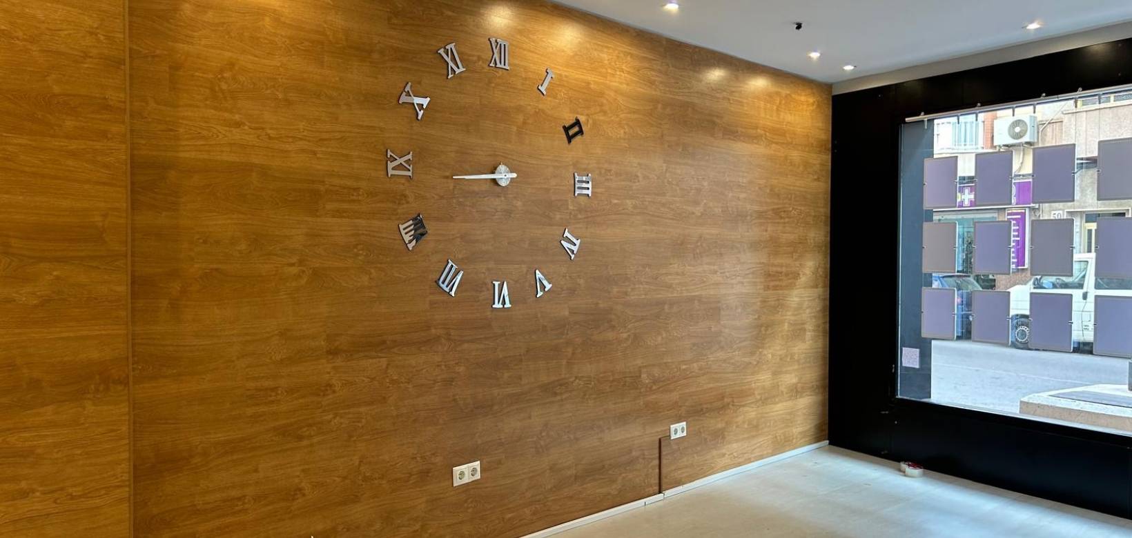 Revente - Commercial - Guardamar del Segura - Guardamar Center