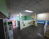 Revente - Commercial - Petrer