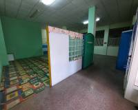 Revente - Commercial - Petrer