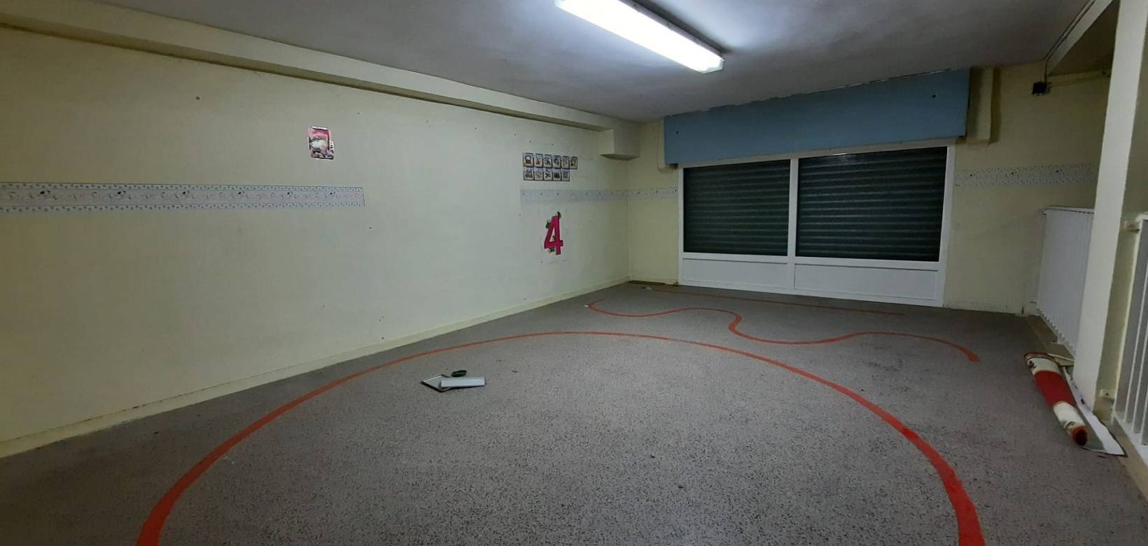 Revente - Commercial - Petrer