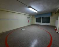 Revente - Commercial - Petrer