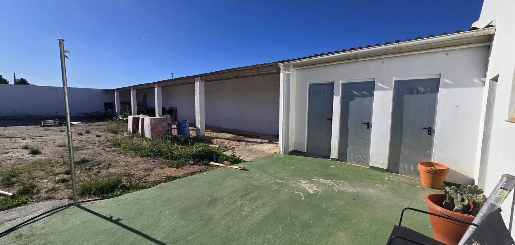 Revente - Commercial - Sax