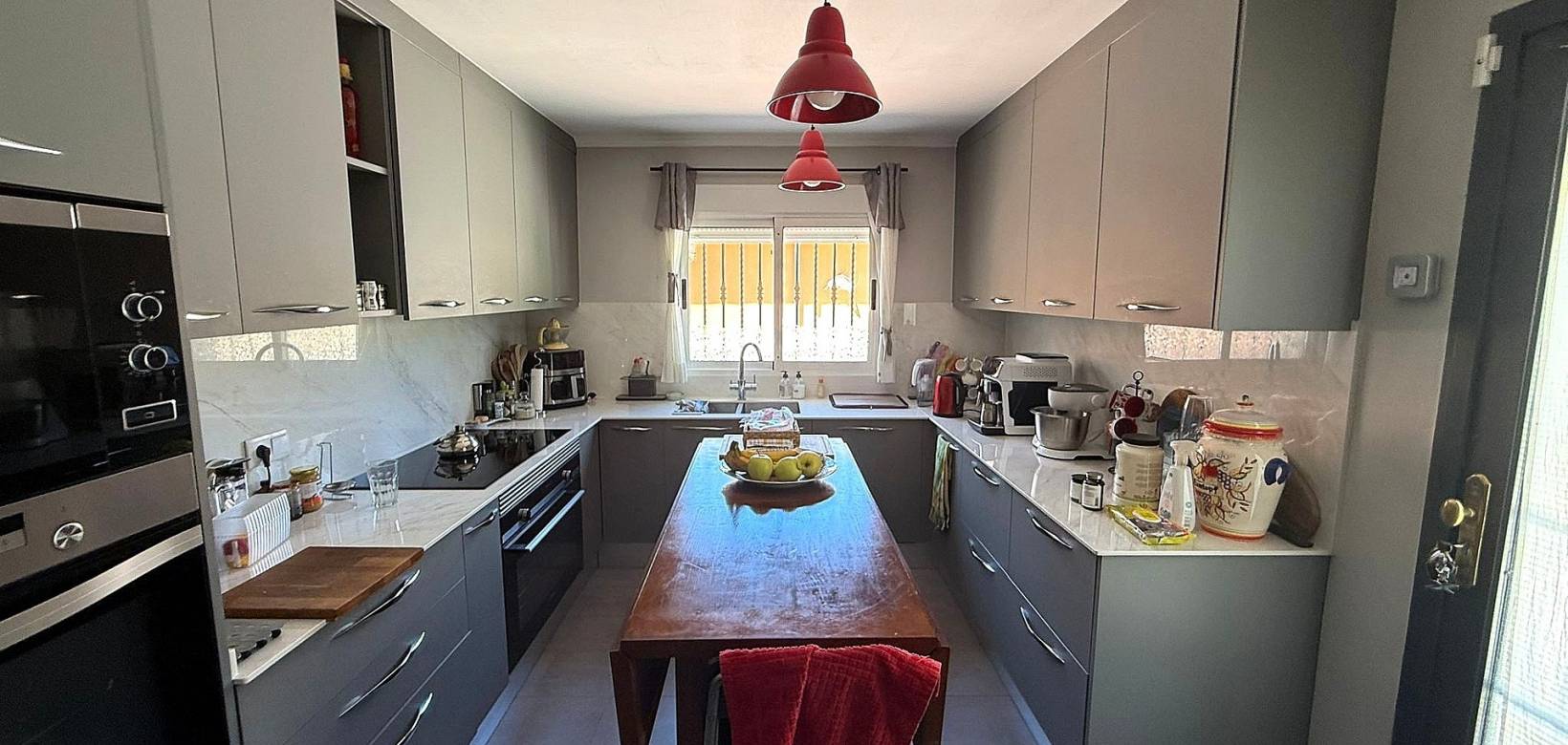 Revente - Country house - Castalla