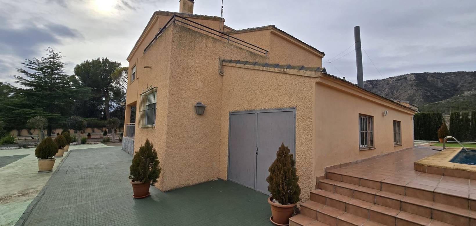 Revente - Country house - Salinas