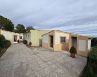 Revente - Country house - Salinas