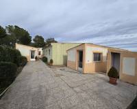 Revente - Country house - Salinas