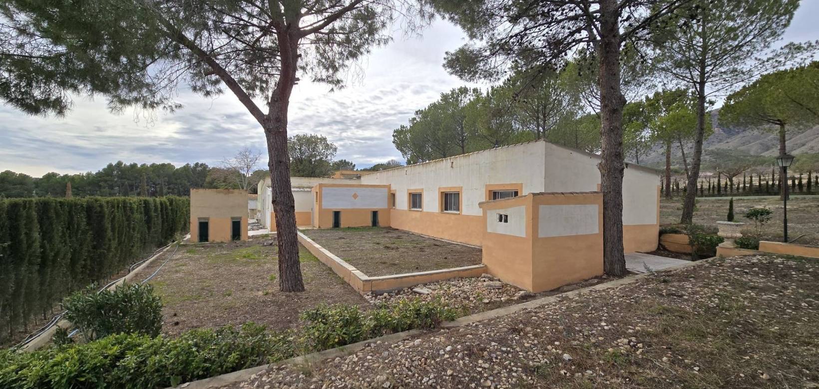 Revente - Country house - Salinas