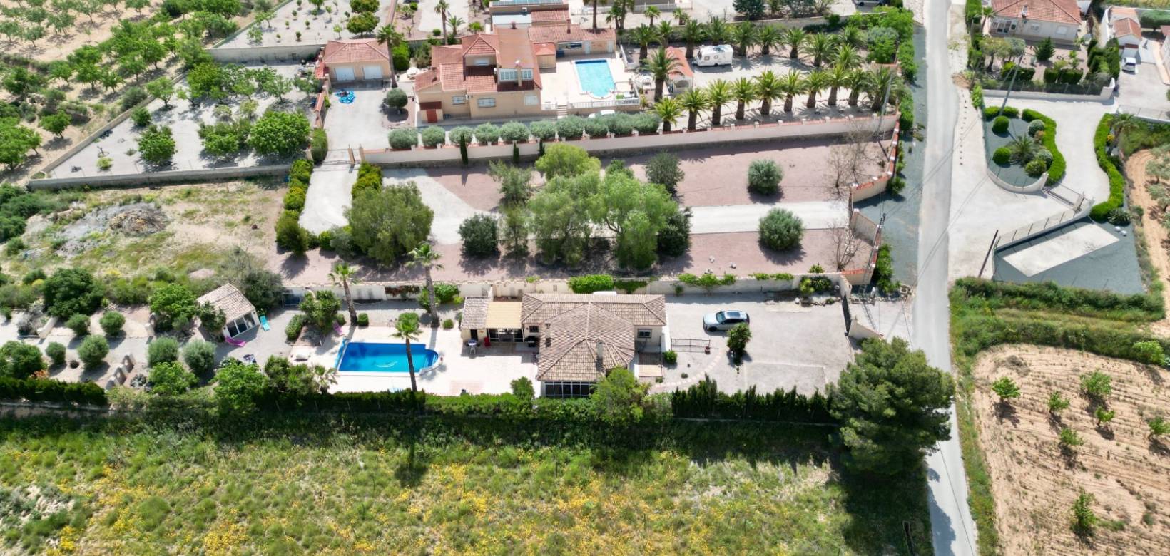 Revente - Detached villa - Hondón de los Frailes