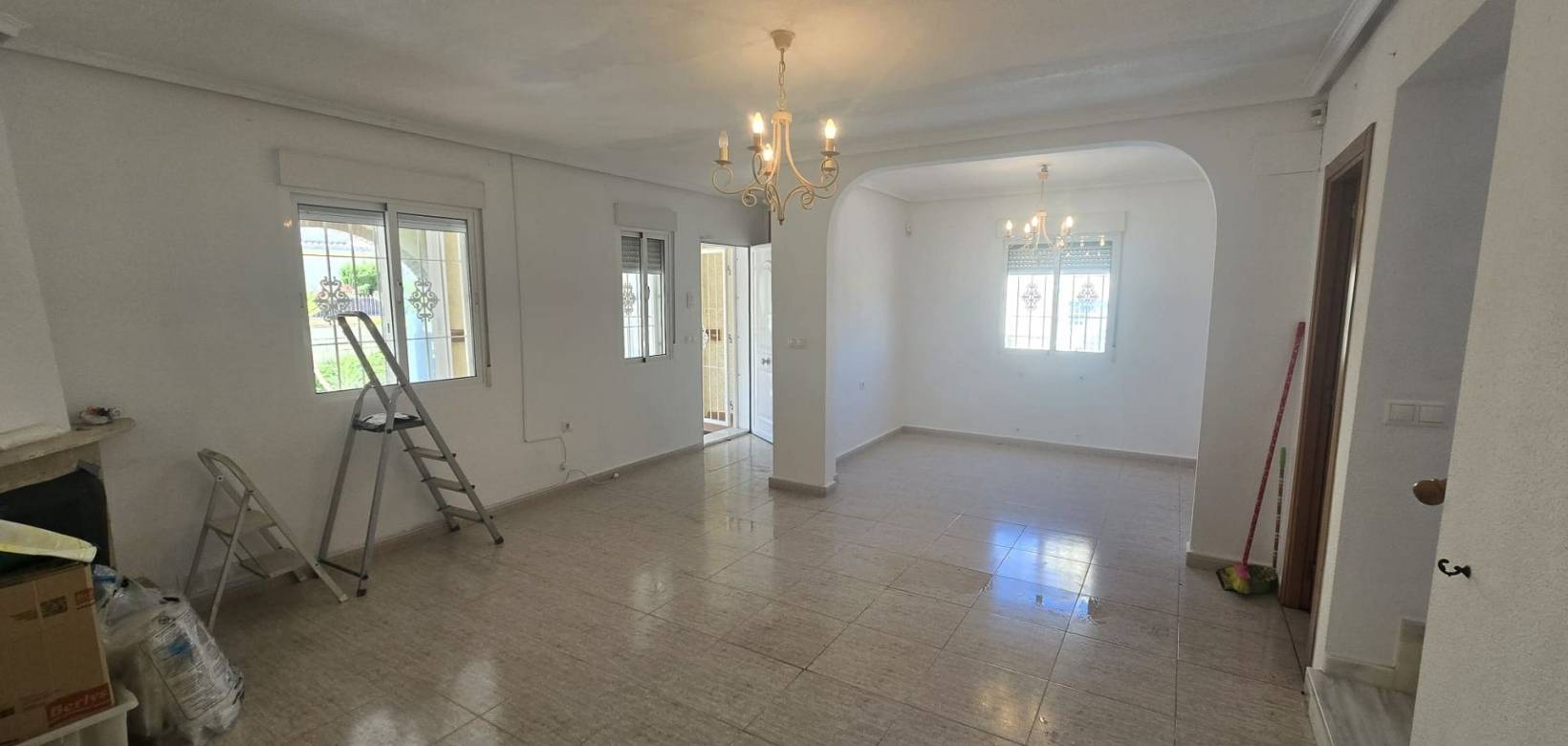 Revente - Detached villa - Monforte del Cid