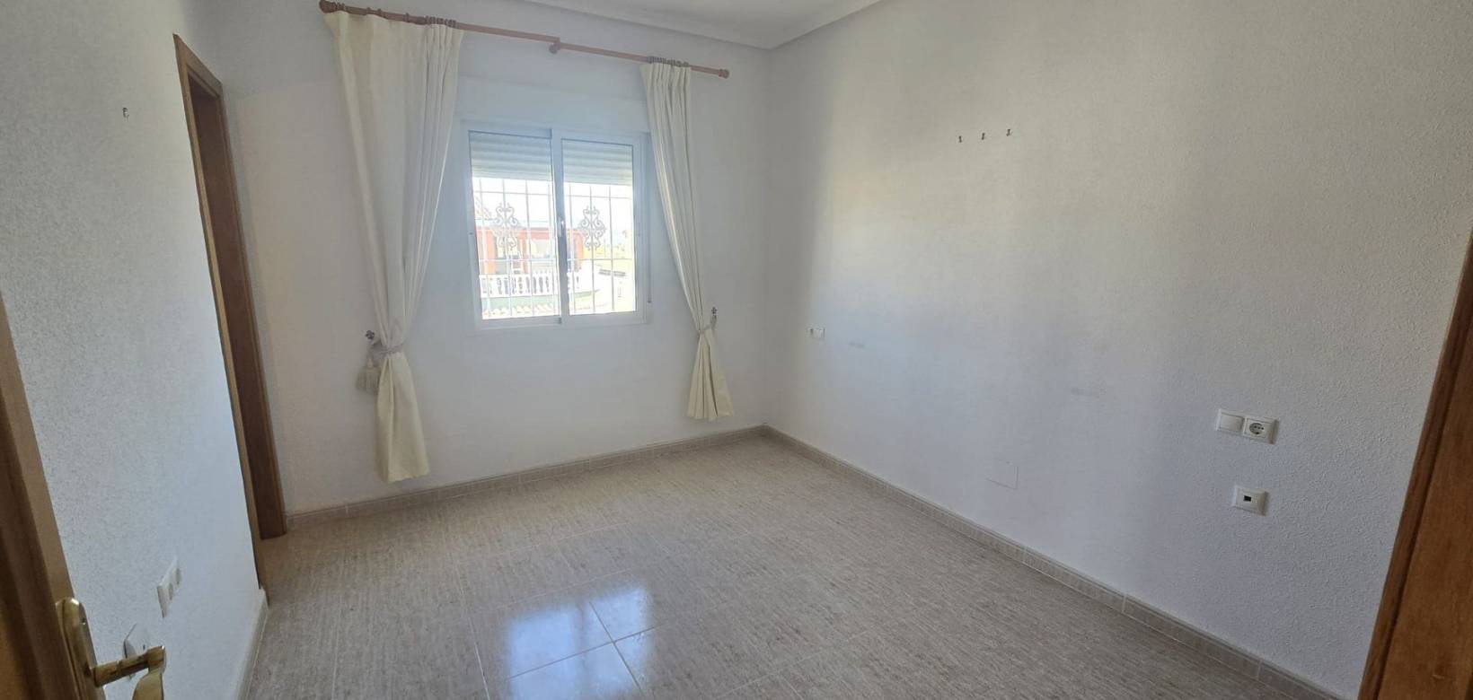 Revente - Detached villa - Monforte del Cid