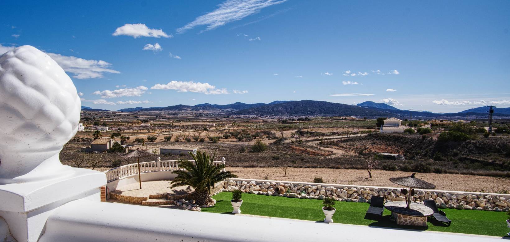 Revente - Detached villa - Pinoso  - Pinoso