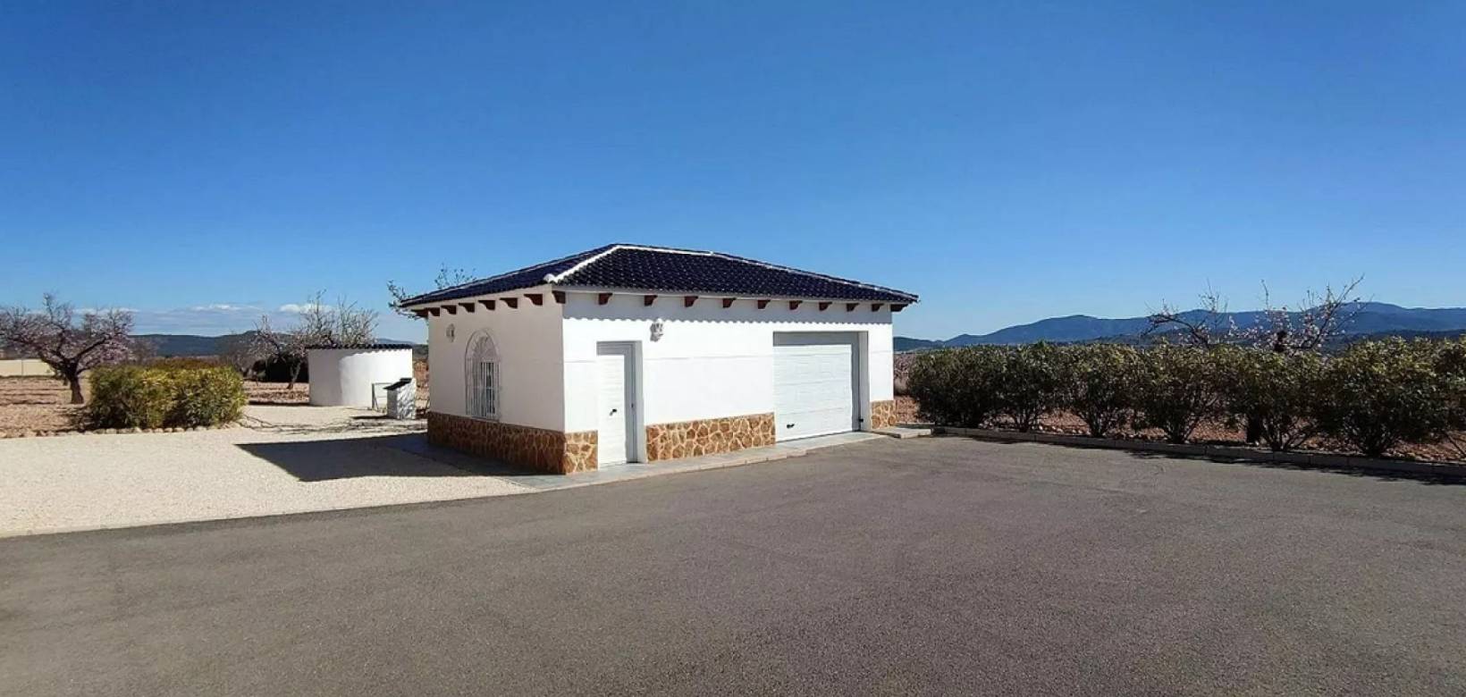 Revente - Detached villa - Pinoso  - Pinoso