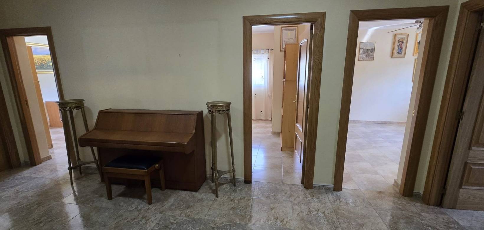 Revente - Detached villa - Sax