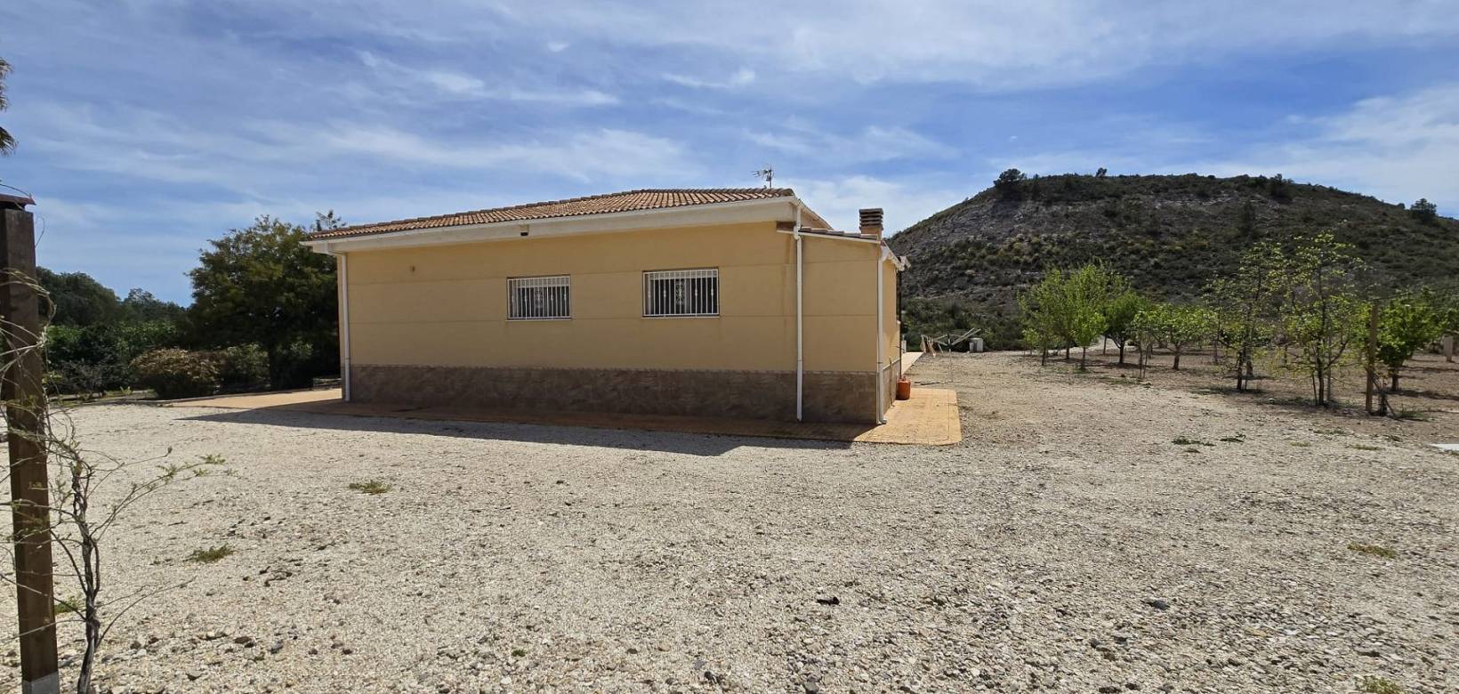 Revente - Detached villa - Sax