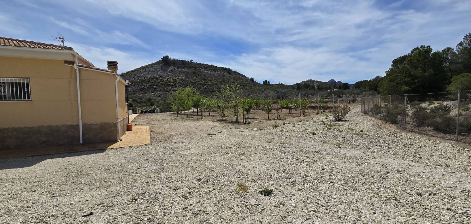 Revente - Detached villa - Sax