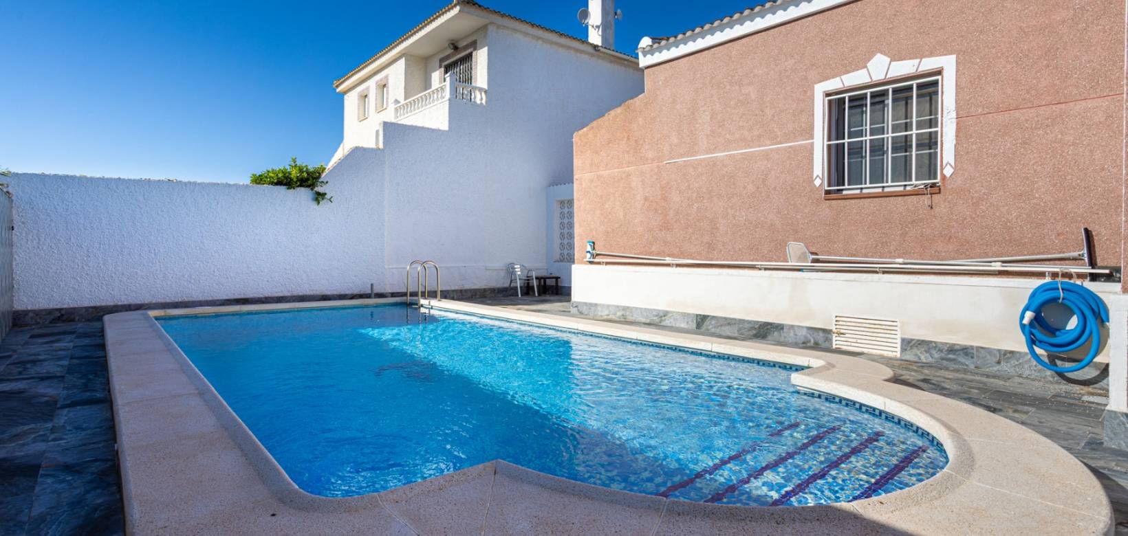 Revente - Detached villa - Torrevieja - Urbanización San Luis