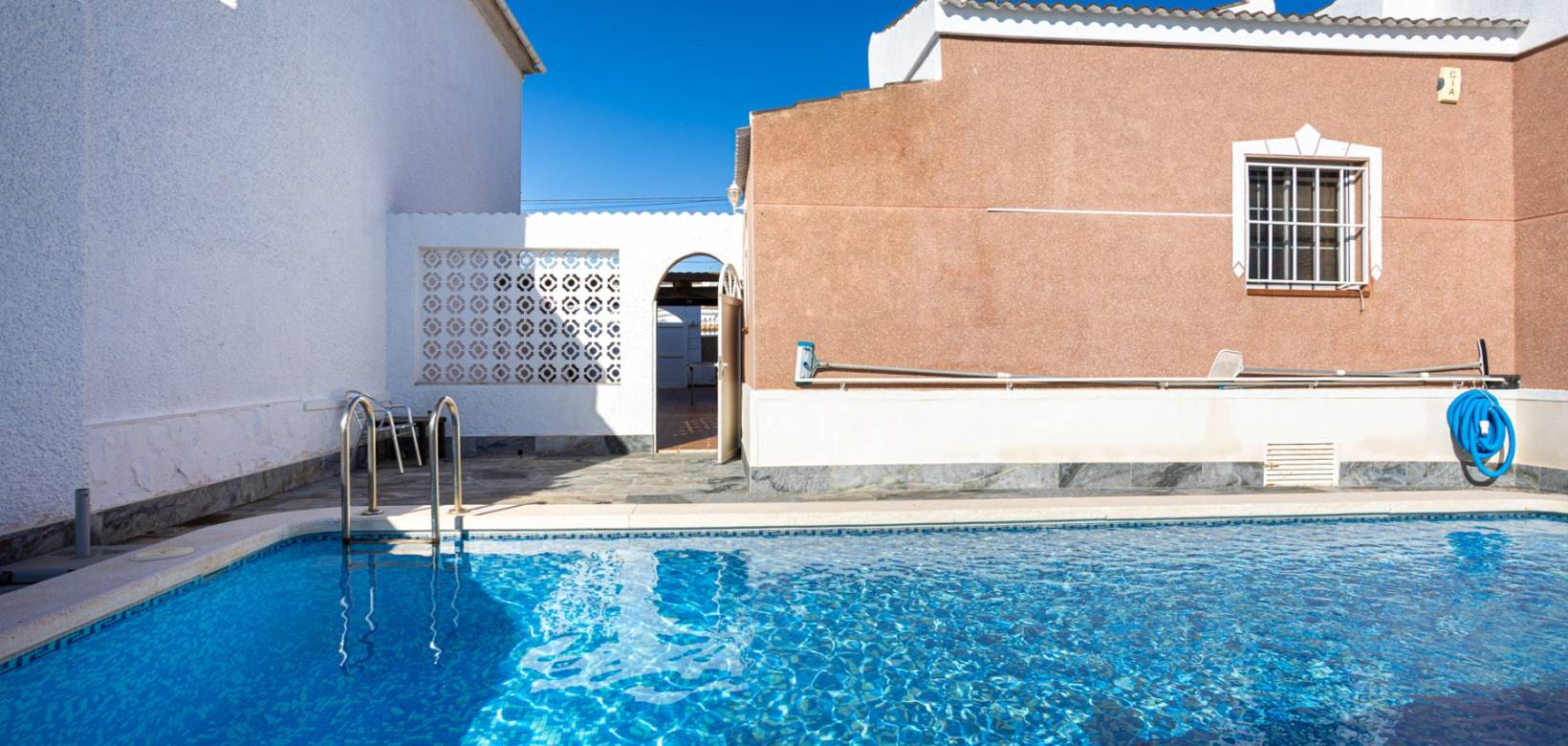 Revente - Detached villa - Torrevieja - Urbanización San Luis