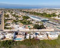 Revente - Detached villa - Torrevieja - Urbanización San Luis