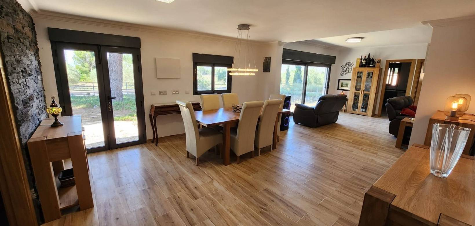 Revente - Detached villa - Villena