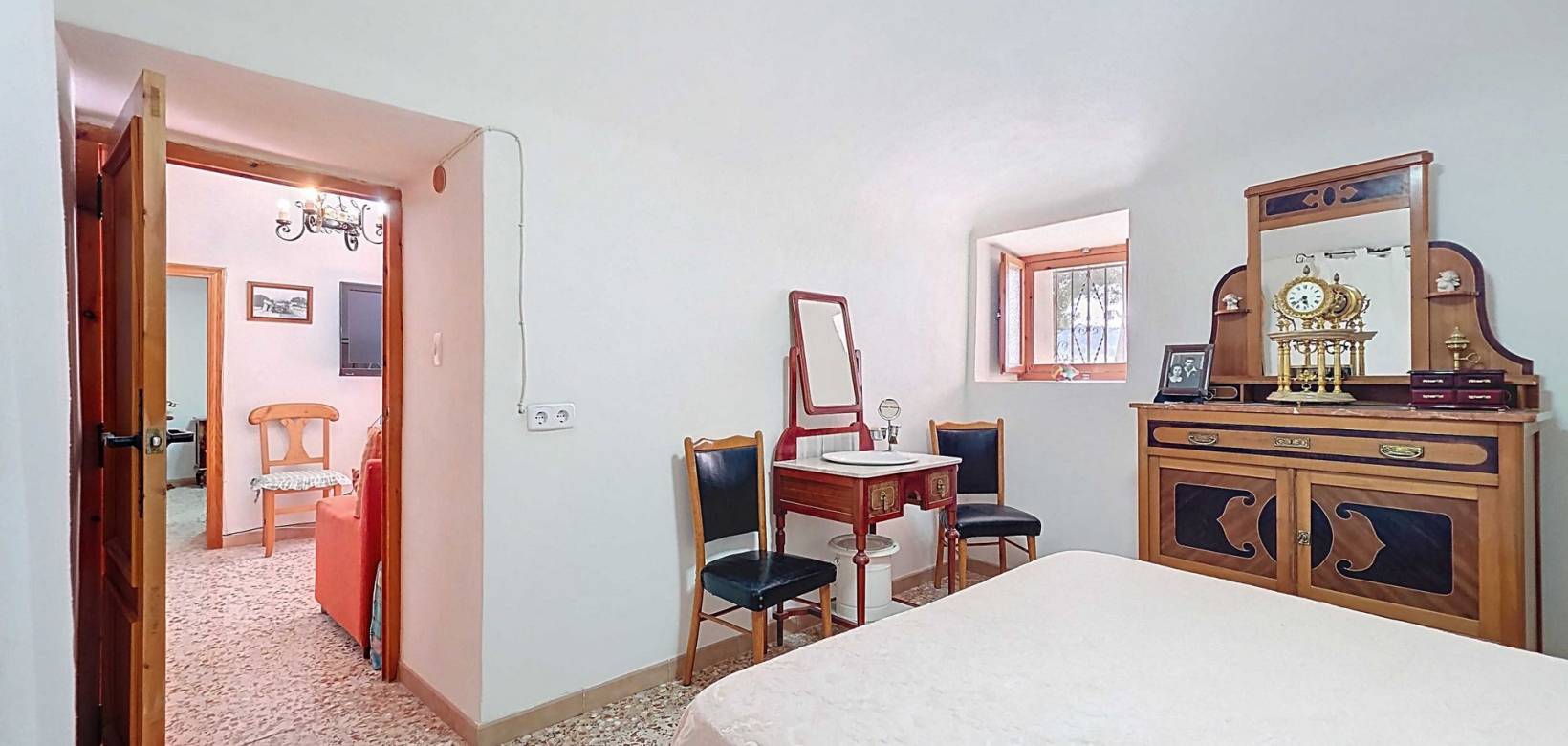 Revente - Grotwoning - Pinoso  - Pinoso