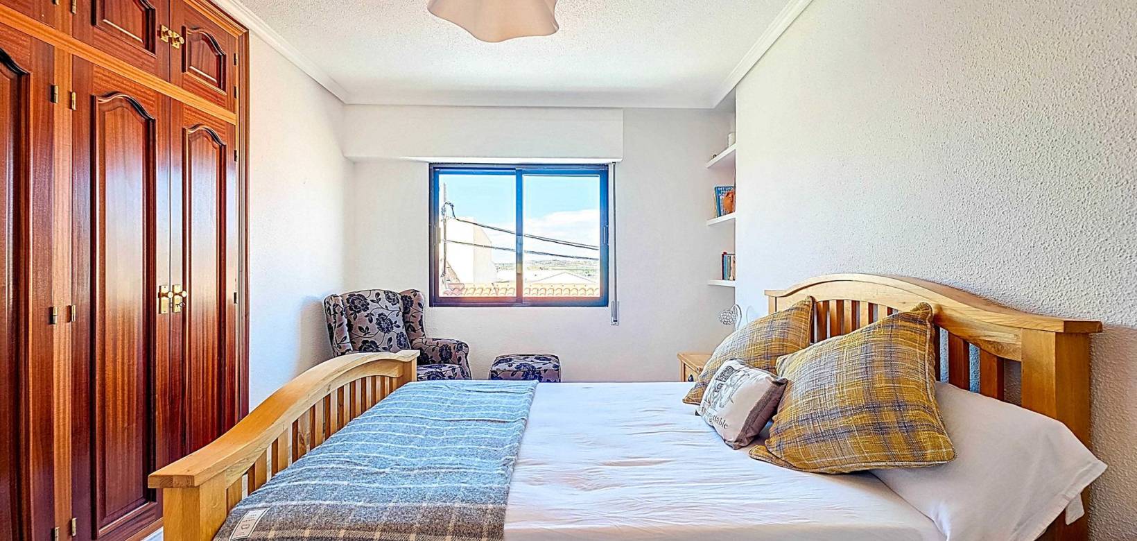 Revente - Herenhuis - Pinoso  - Pinoso