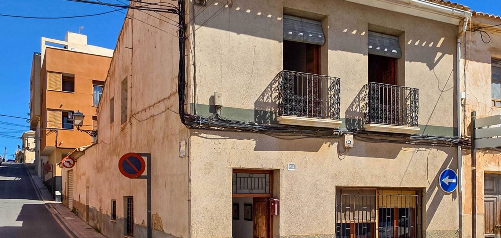 Revente - Herenhuis - Pinoso  - Pinoso