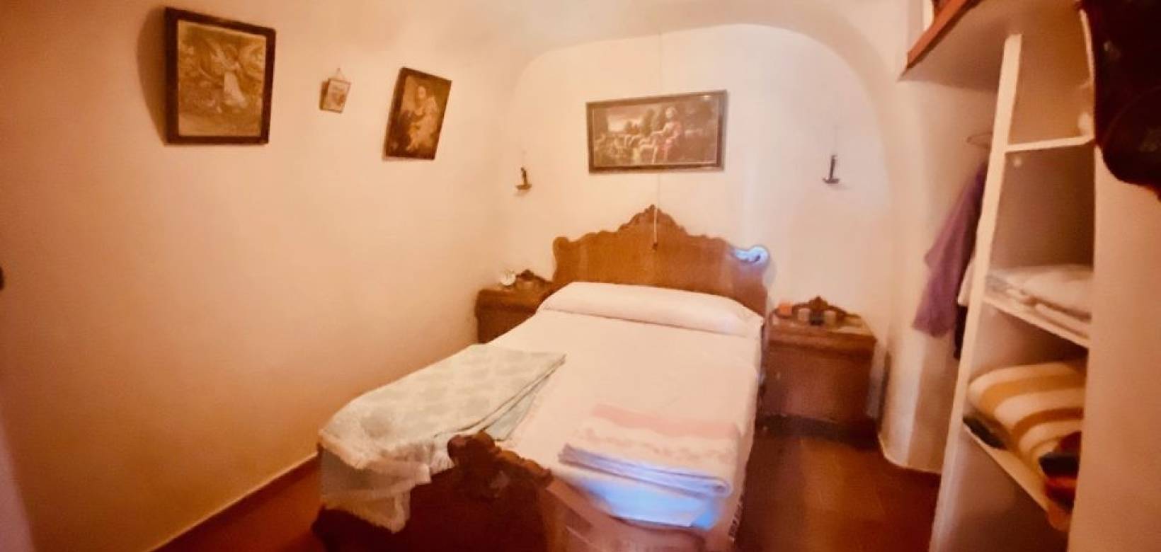 Revente - Maison caverneuse - Barinas