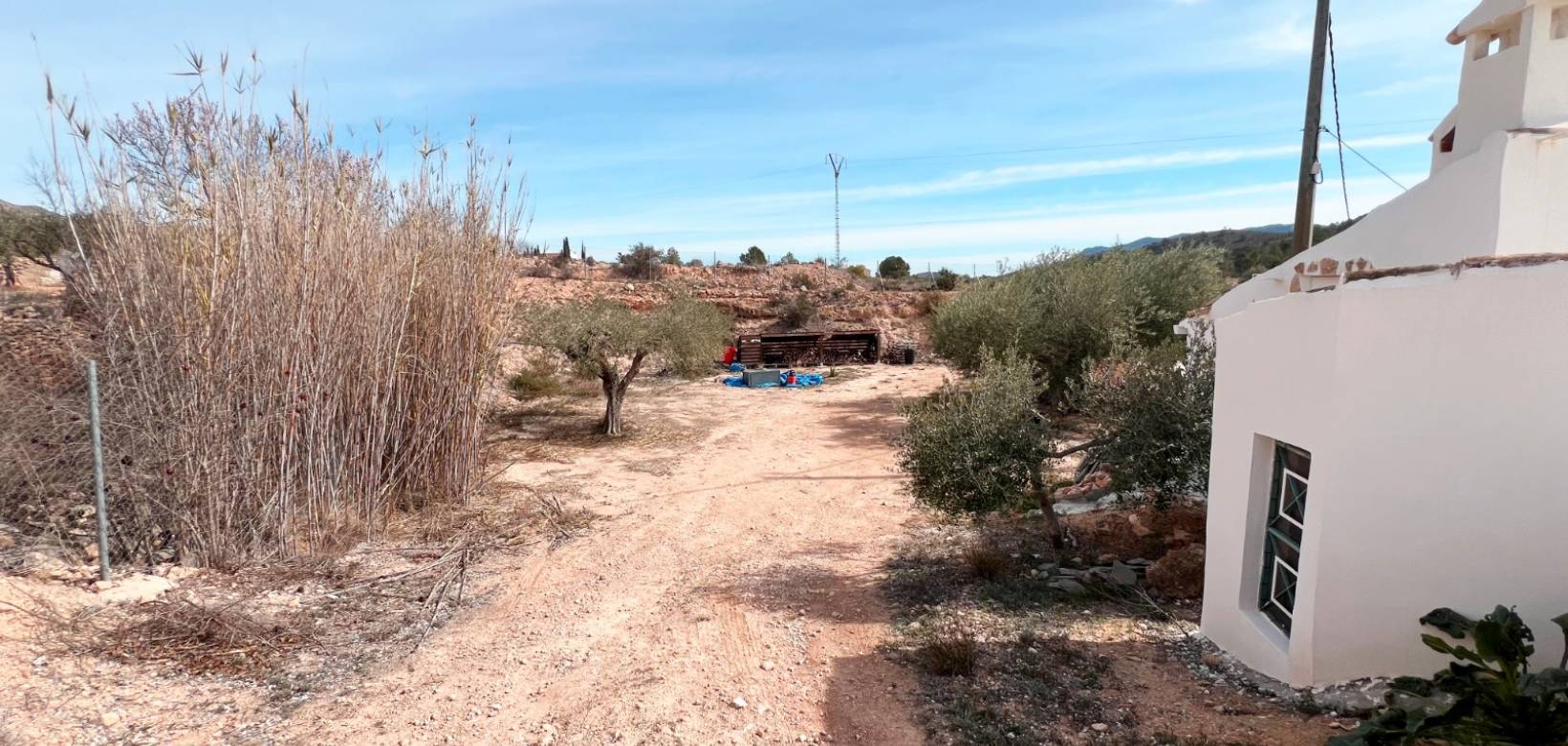 Revente - Maison caverneuse - La Canalosa