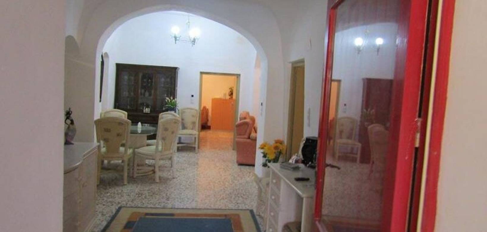 Revente - Maison caverneuse - La Romana