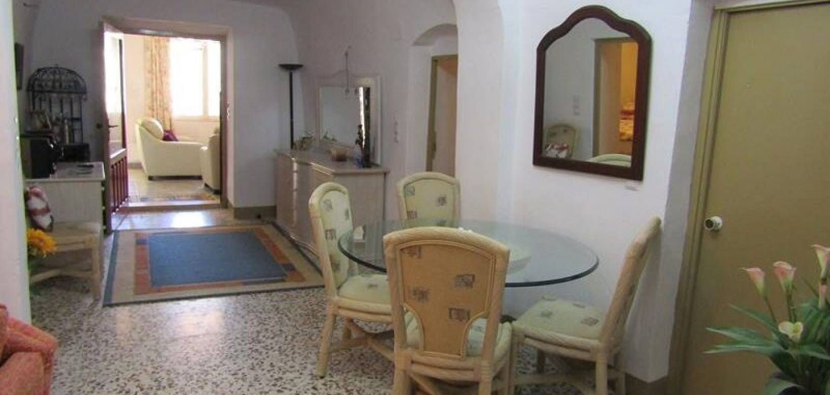 Revente - Maison caverneuse - La Romana