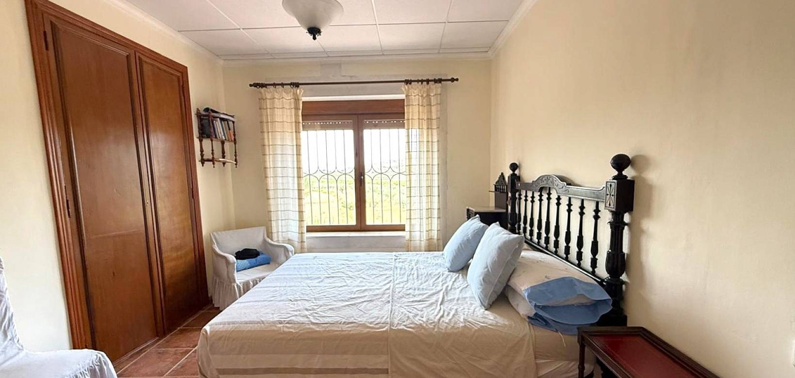 Revente - Maison de campagne - Pinoso  - Encebras